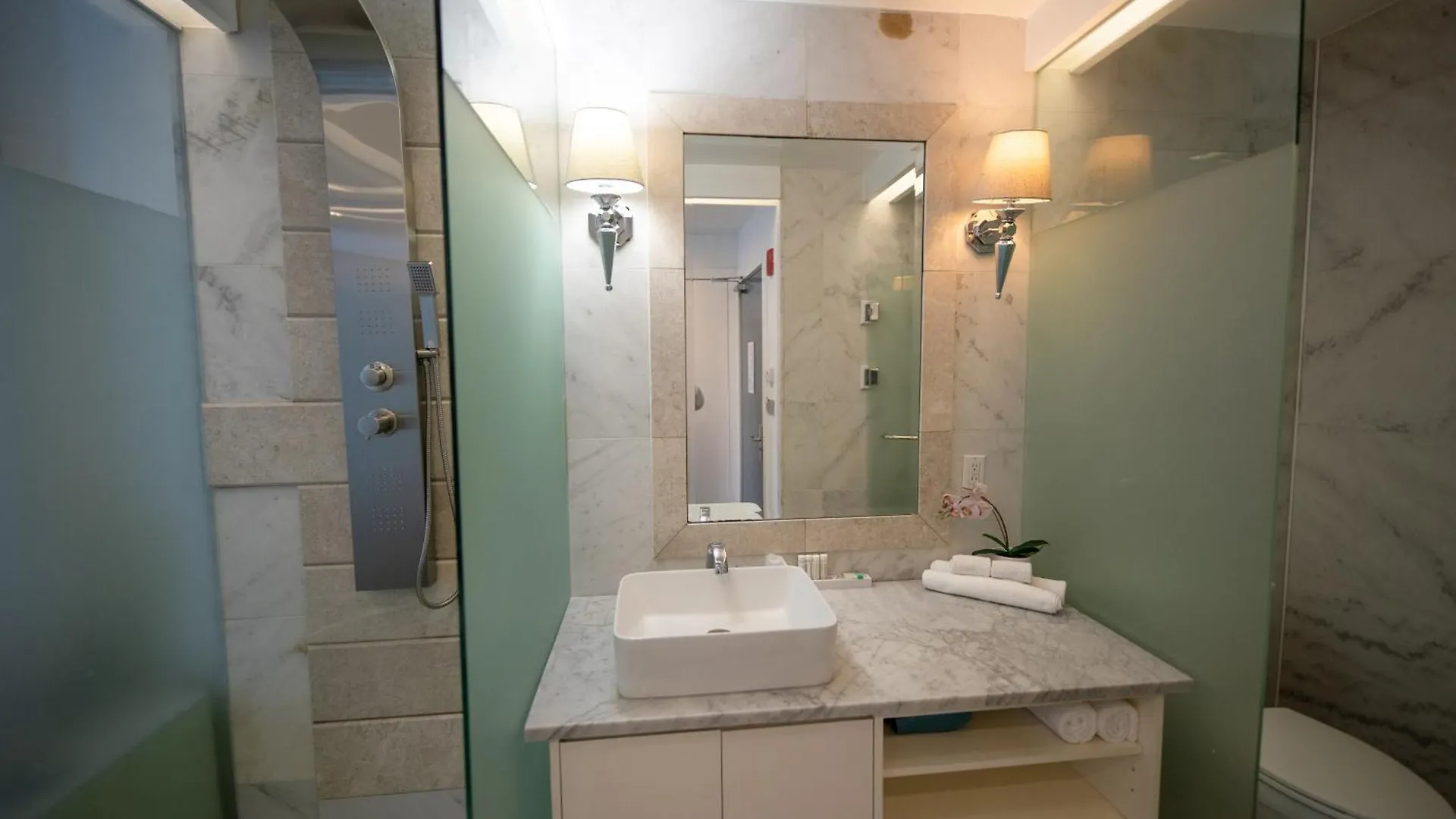 The One Boutique Hotel Нью-Йорк 3*,  США